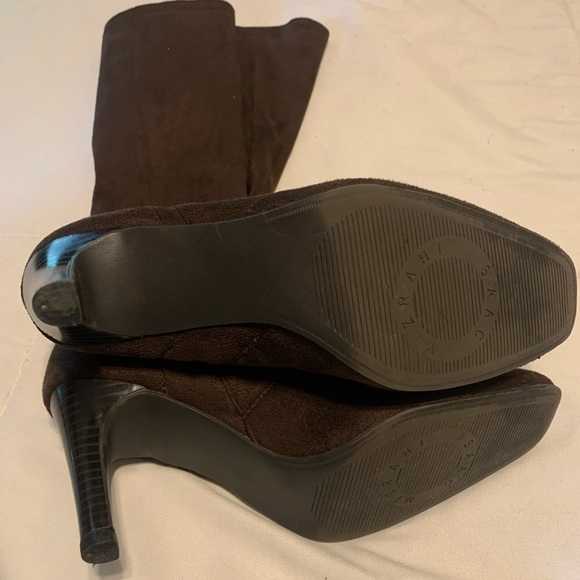 COPY - Brown sued heeled boots - Picture 2 of 4